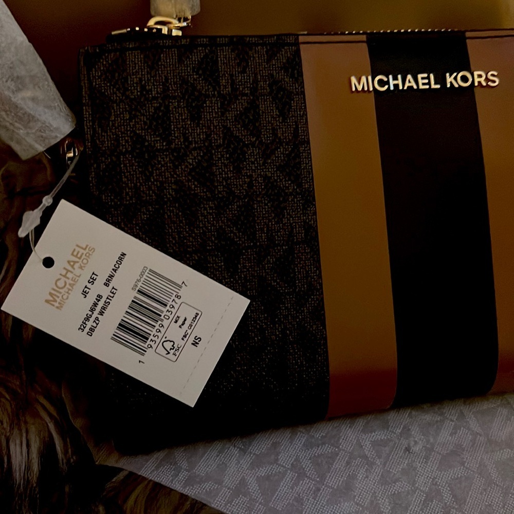 Michael Kors Adele Logo Stripe Smartphone Wallet | Brown | New w/ Tags - Picture 2 of 5